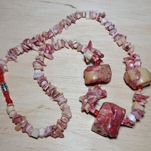 * vintage big coral nuggets & shell beads necklace 22" long